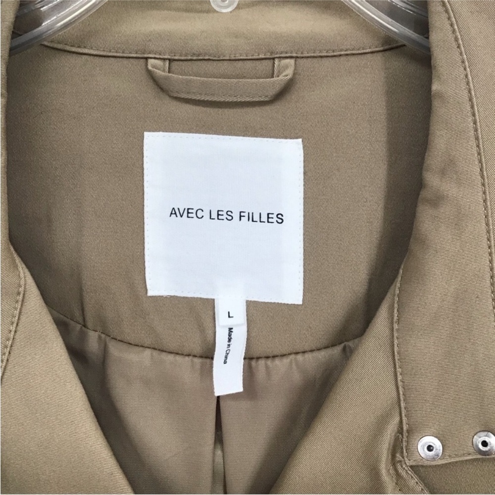 GUC. Avec Les Filles Double Breasted Trench Jacket. Classi. Chic. Puffed Sleeve - Picture 7 of 11